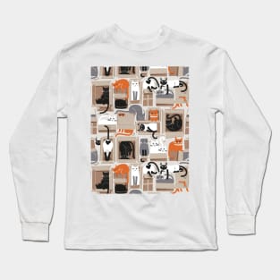 Purfect feline architecture // pattern // beige background cute cats in cardboard boxes Long Sleeve T-Shirt